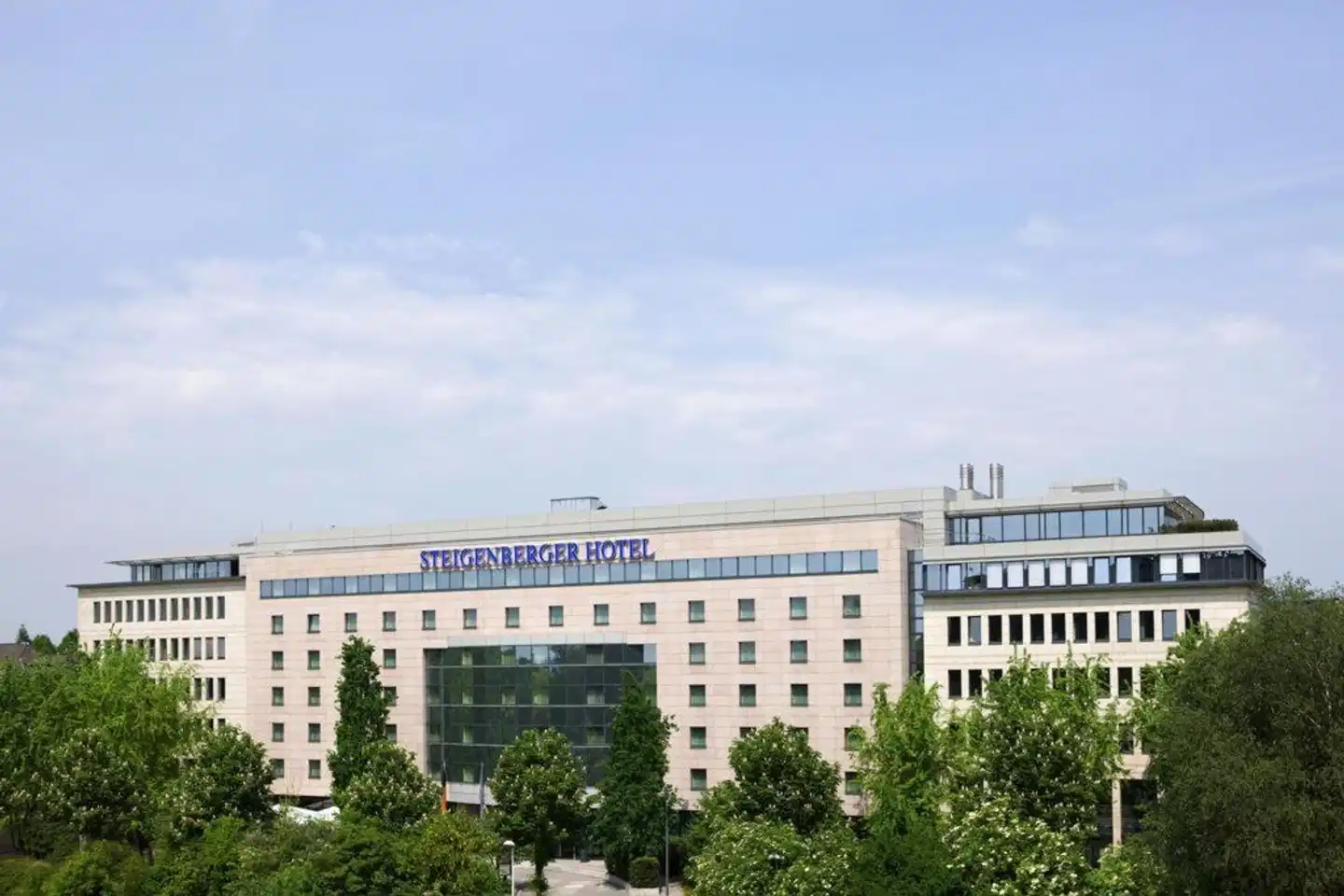 Steigenberger Hotel Dortmund Aussenansicht