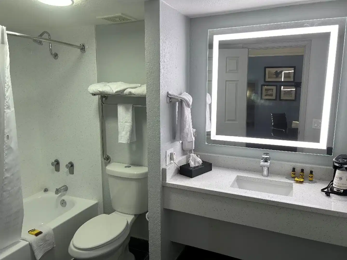 Best Western Schaumburg - O'Hare NW Badezimmer