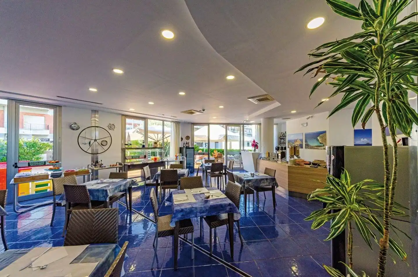 Astro Suite Hotel Restaurant