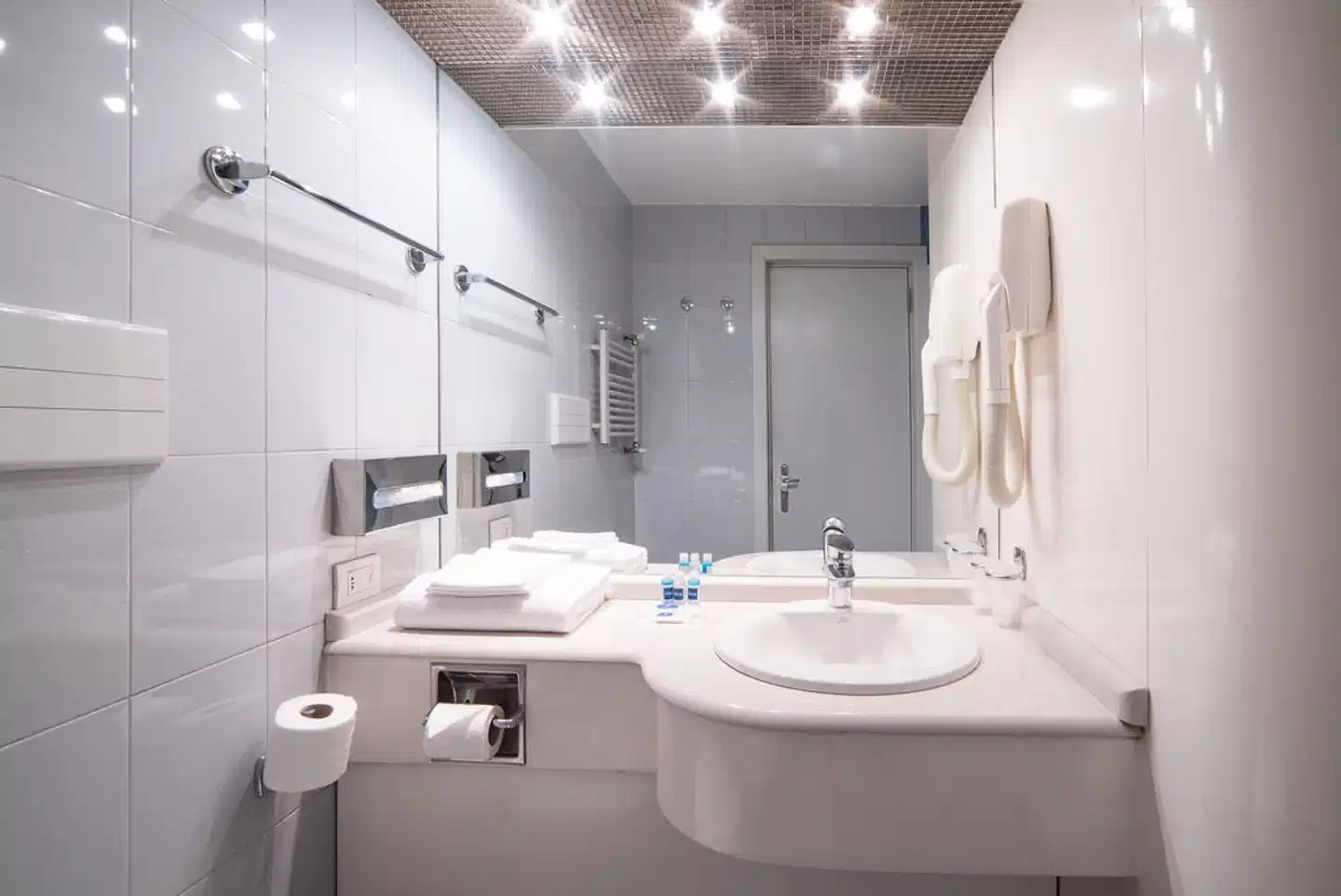 Idea Hotel Piacenza Badezimmer