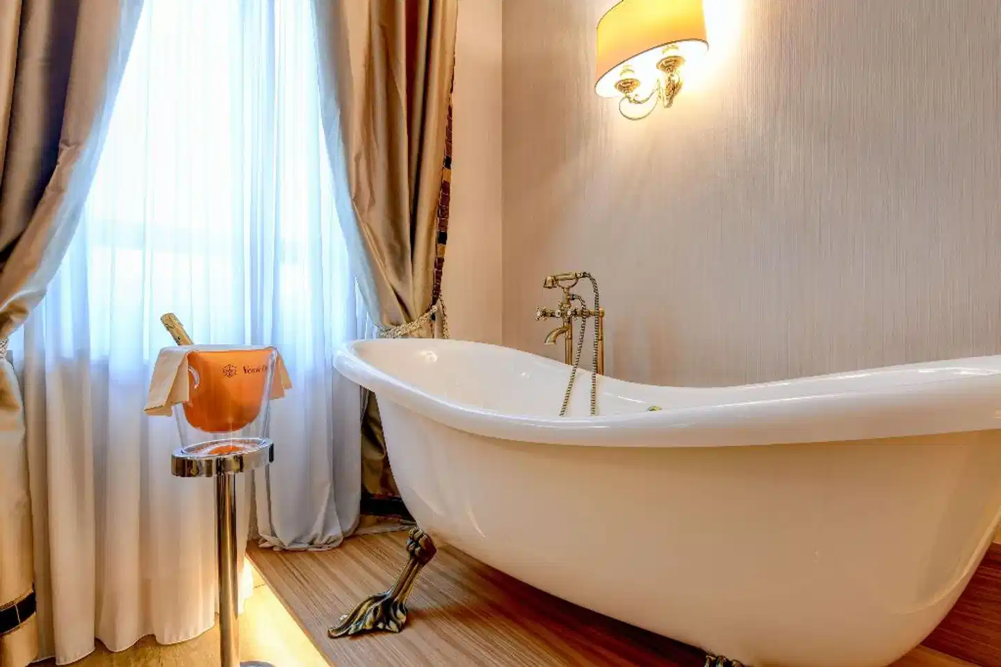 Hotel Master Badezimmer