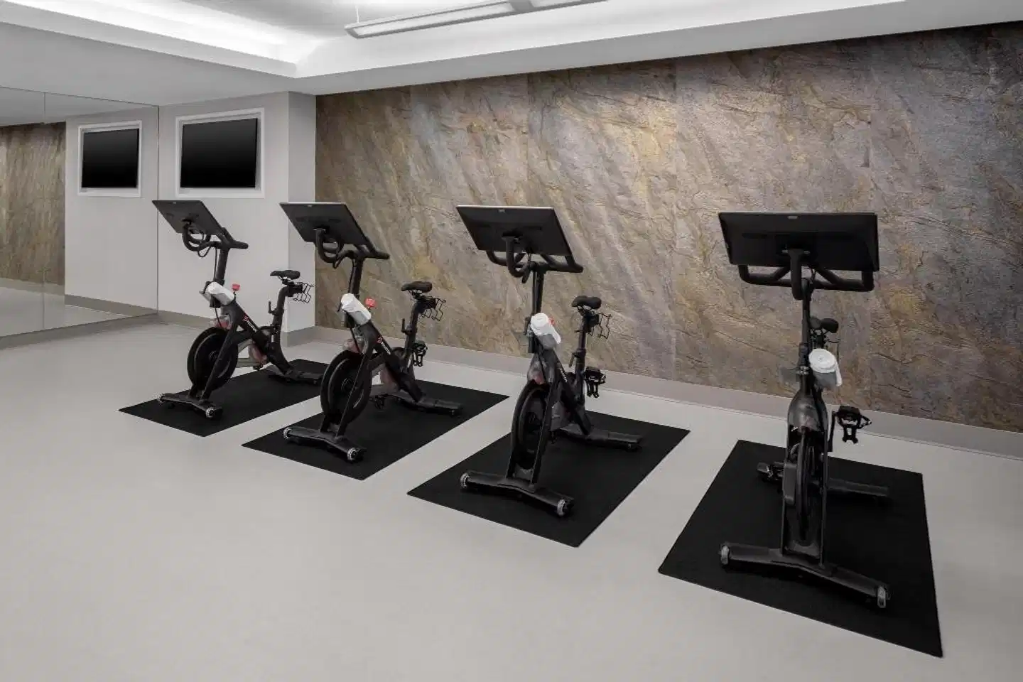 The Westin New York Grand Central Sport und Entertainment