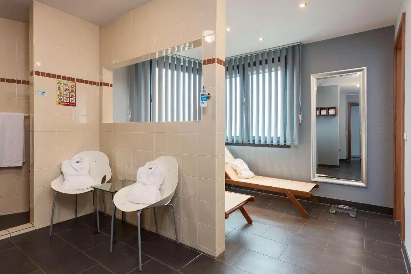 Hotel Wolfsburg Centrum Affiliated by Melia Badezimmer