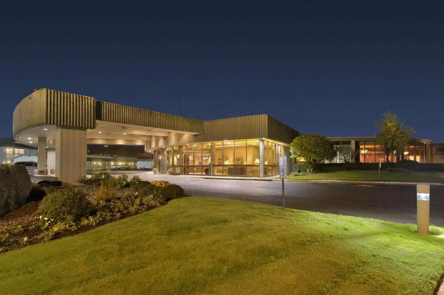 Red Lion Hotel Coos Bay Aussenansicht