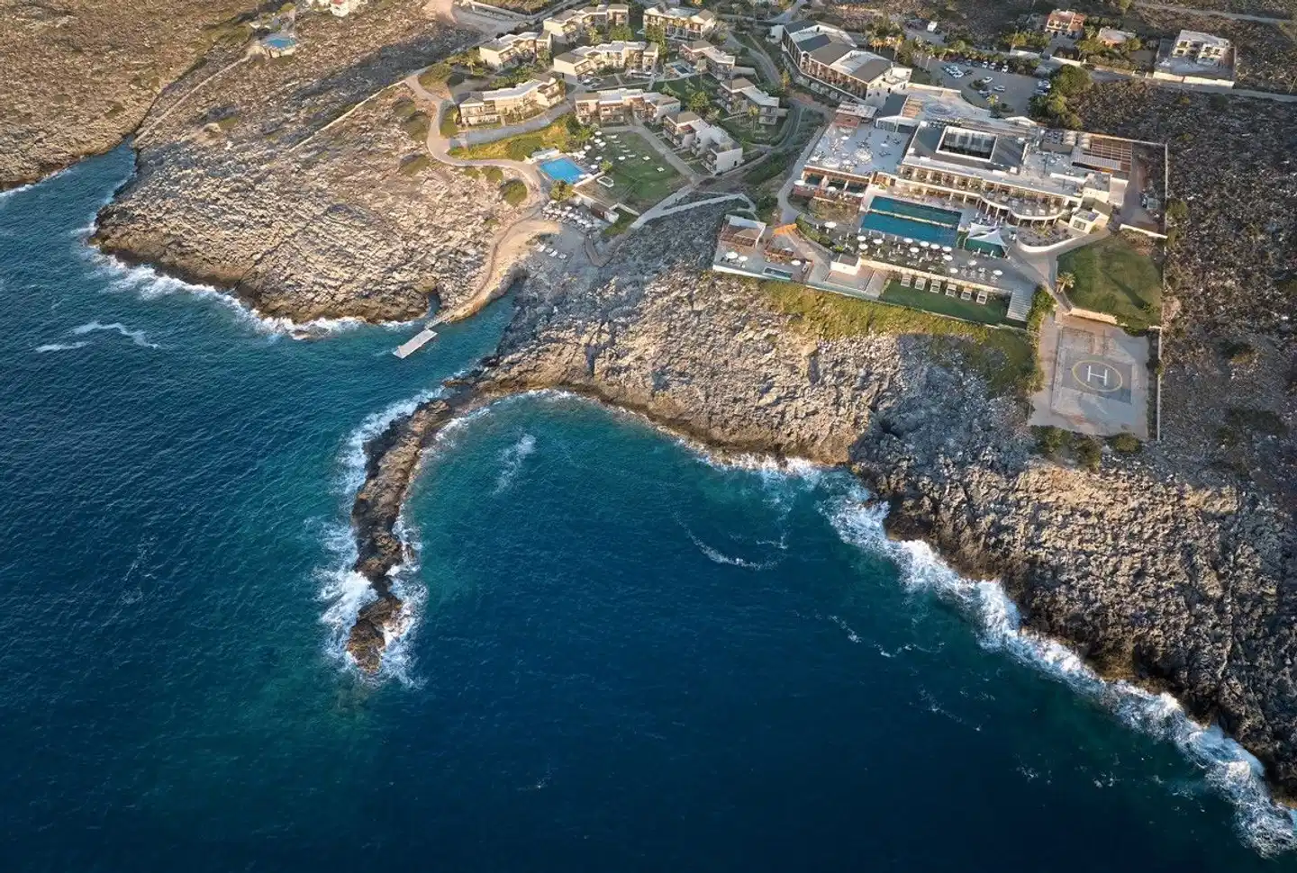 Isla Brown Chania Resort, Curio Collection by Hilton Landschaft