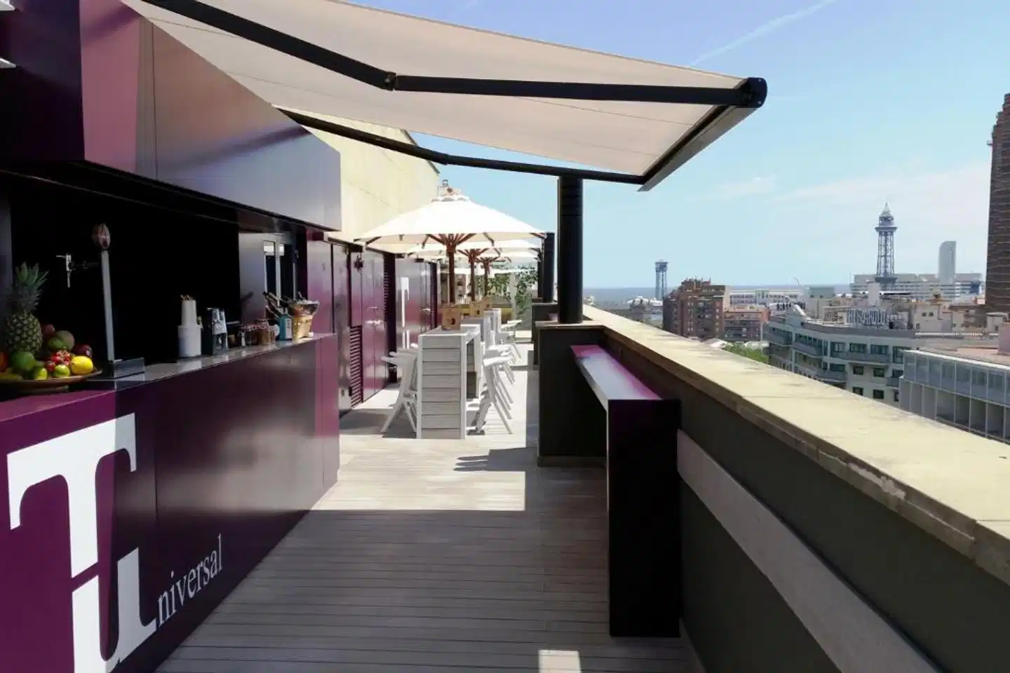 Barcelona Universal Bar