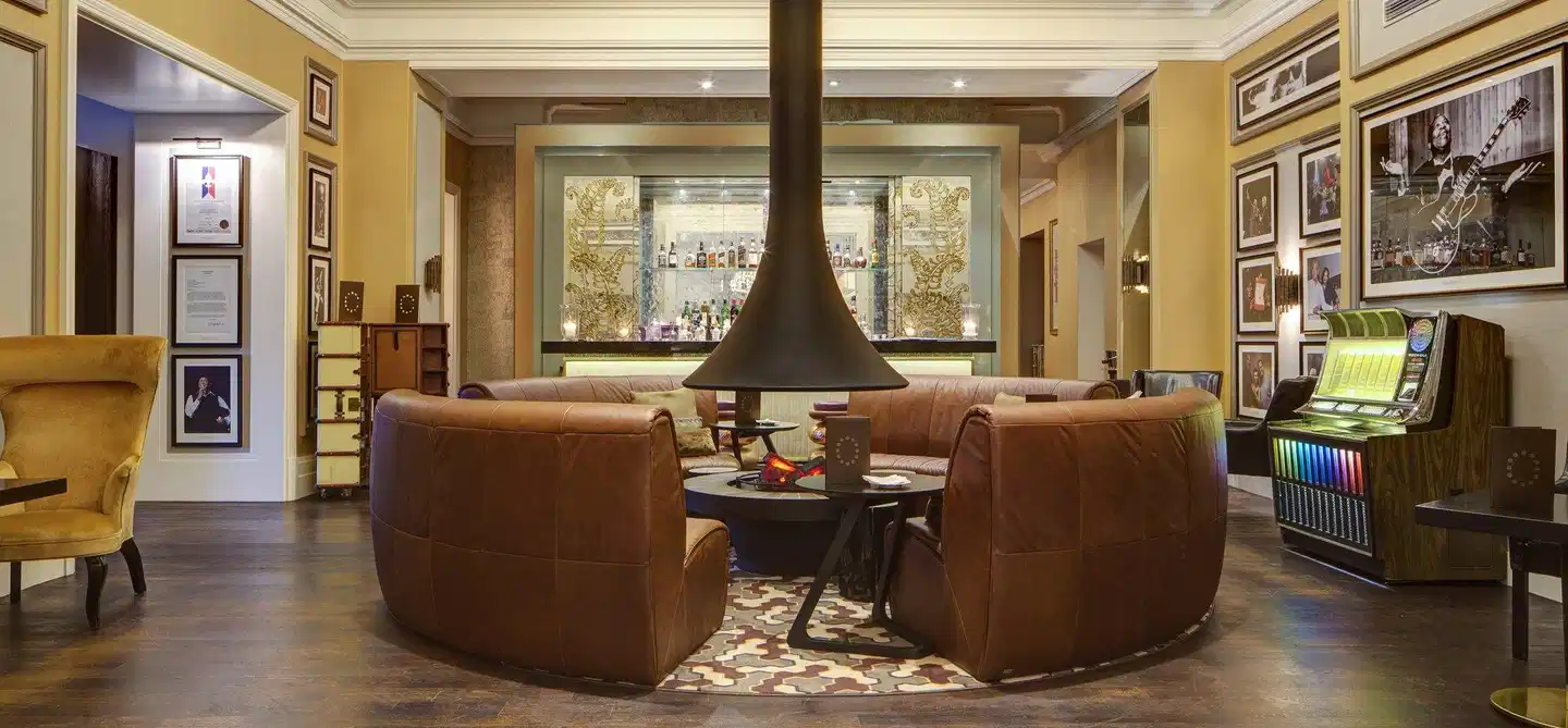 Fairmont Le Montreux Palace Lobby