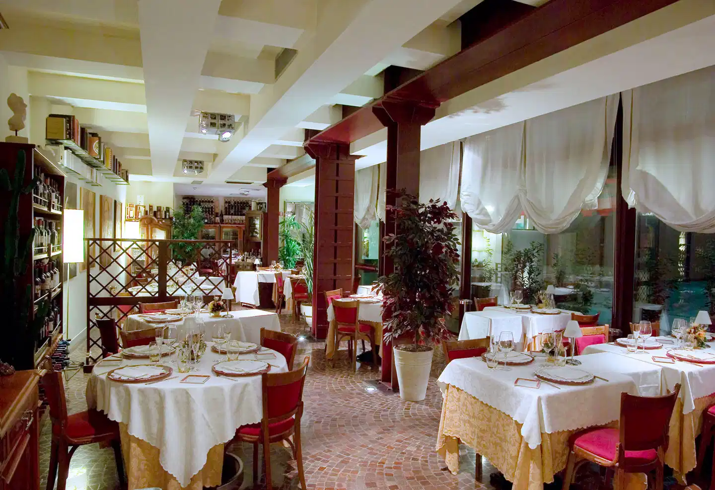 Mercure Ferrara Restaurant