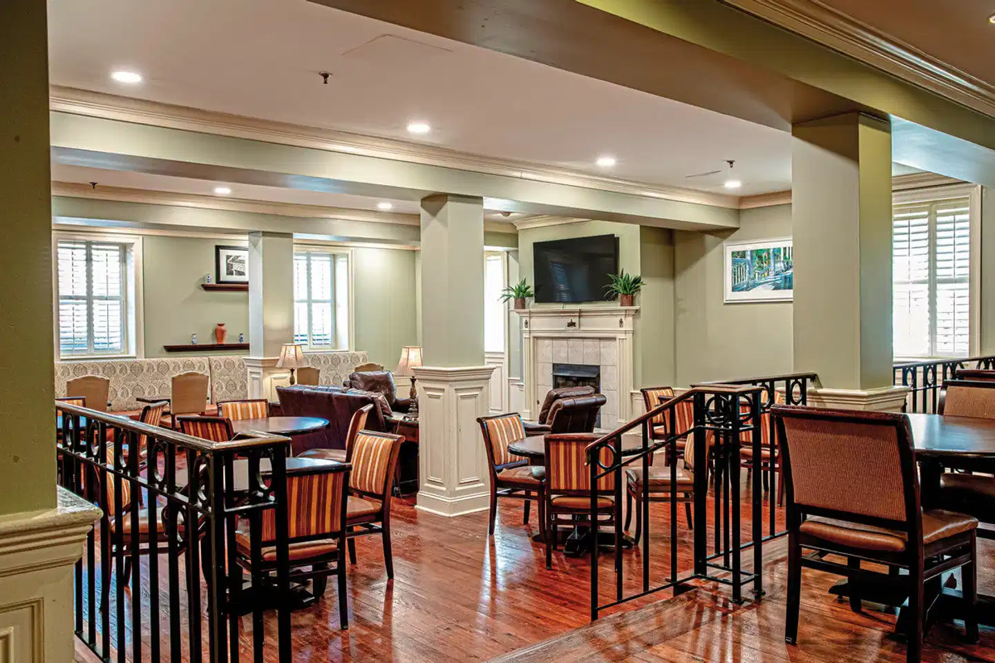 Hampton Inn Charleston-Historic District Bar