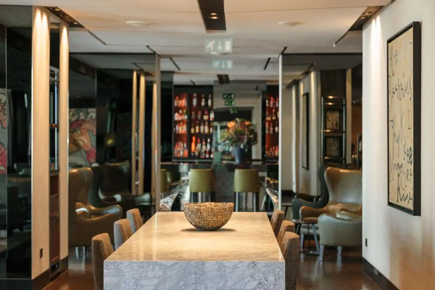 The Artist Grand Hotel of Art Bar