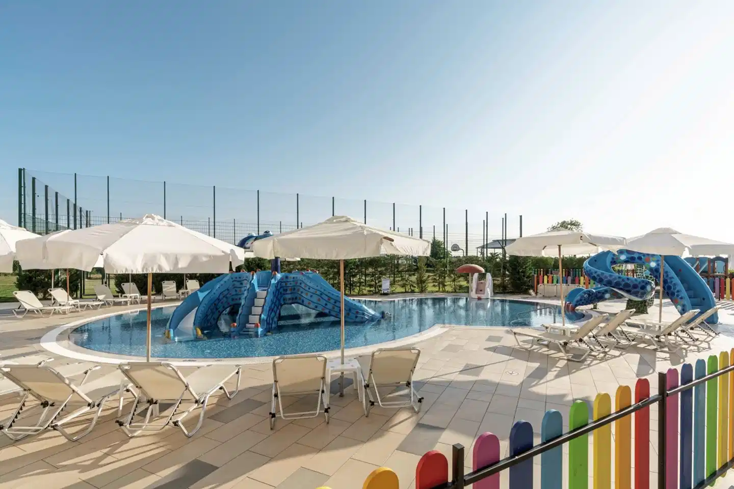 Alua Helios Bay Pool