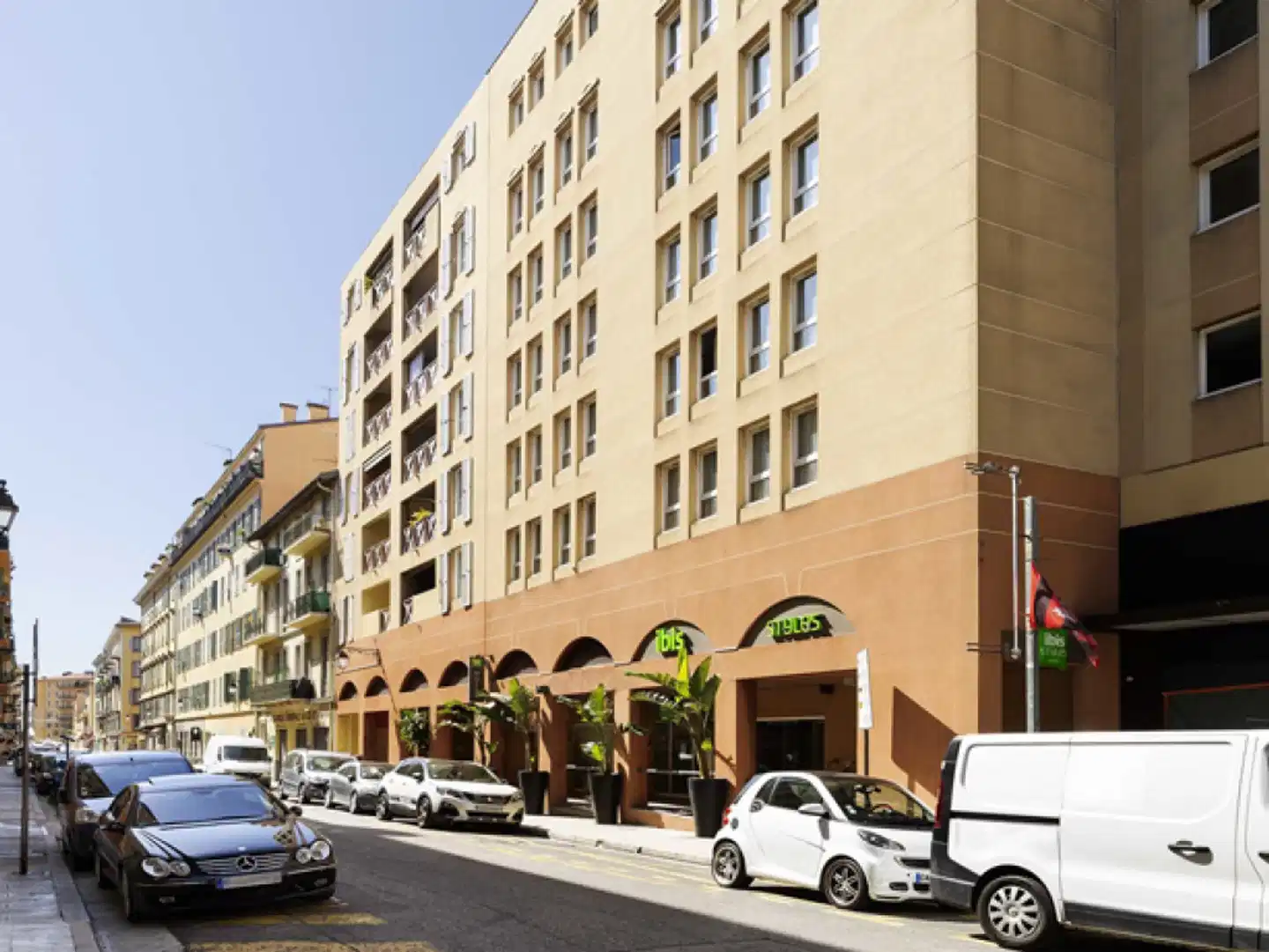 Ibis Styles Nice Vieux Port Aussenansicht