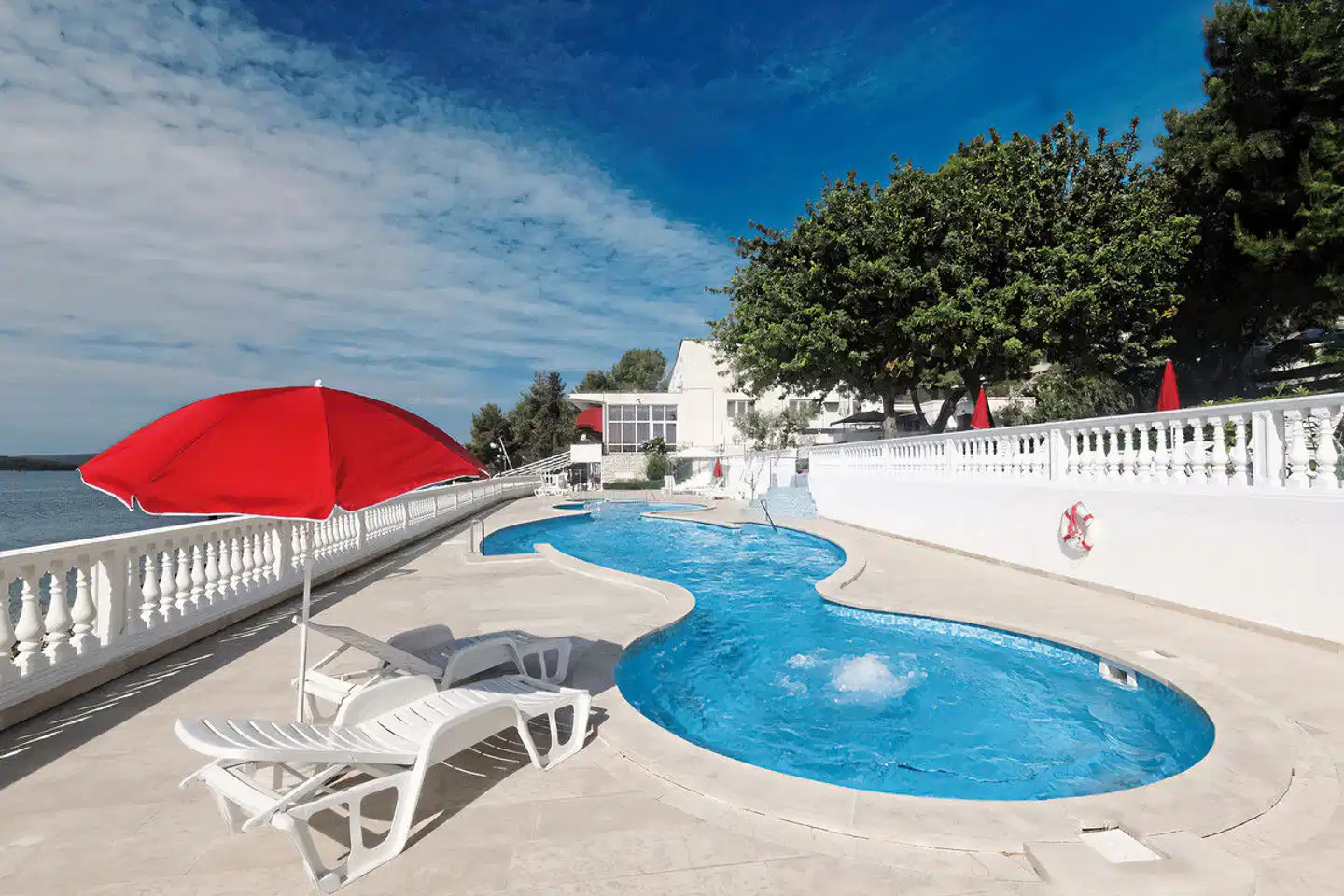 All Inclusive Resort Val Pool