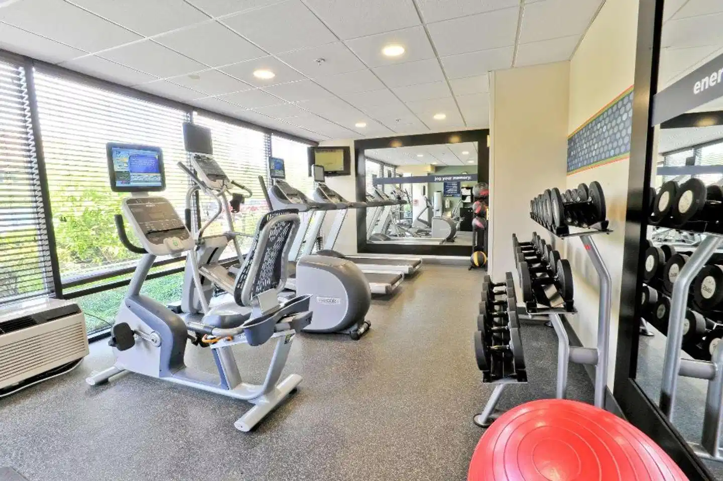 Hampton Inn Harrisburg-East (Hershey Area) Sport und Entertainment