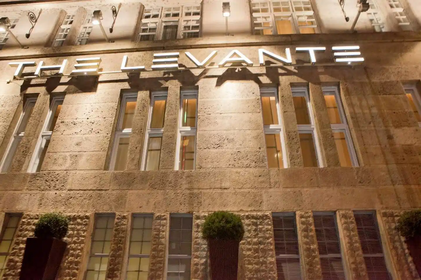 The Levante Parliament Bar