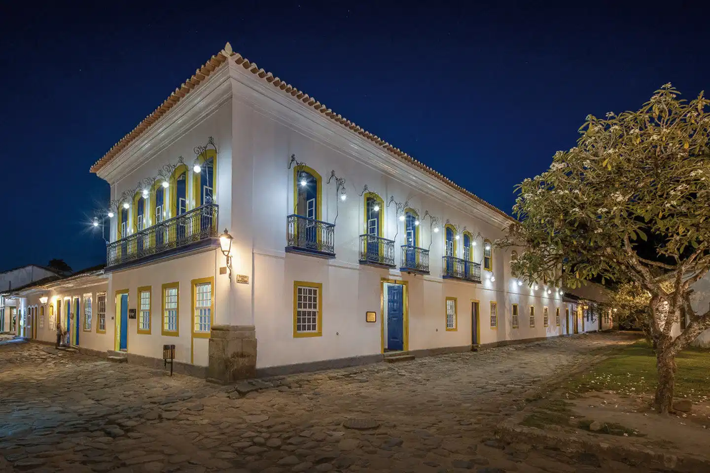 Sandi Hotel Aussenansicht