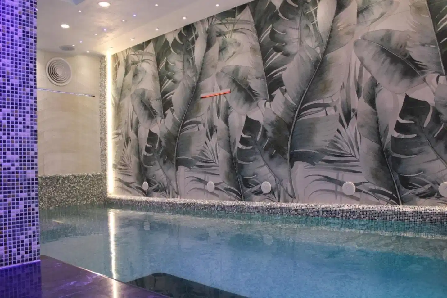 Hotel Center 2 Hallenbad