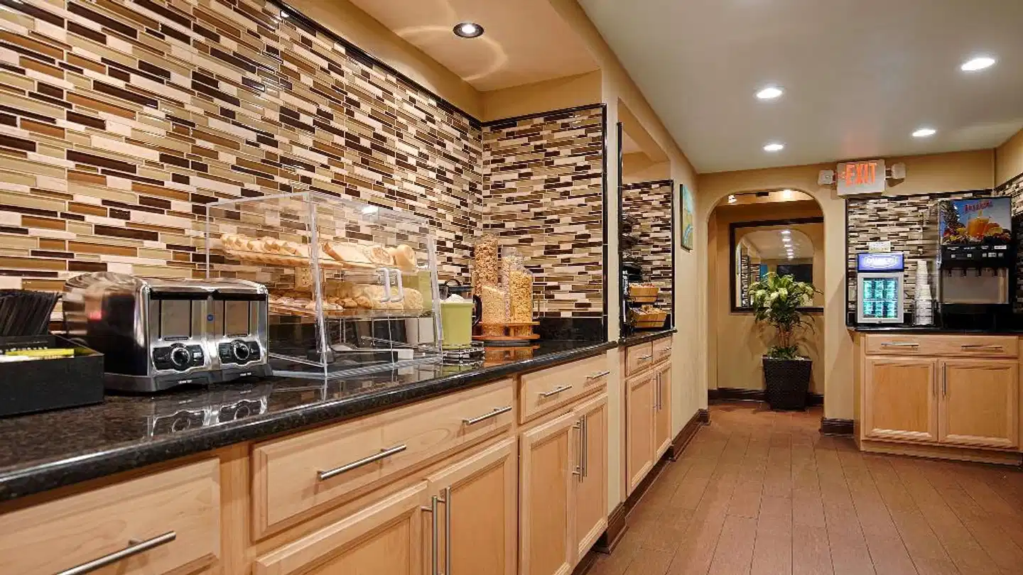 Best Western Apalach Inn Lobby