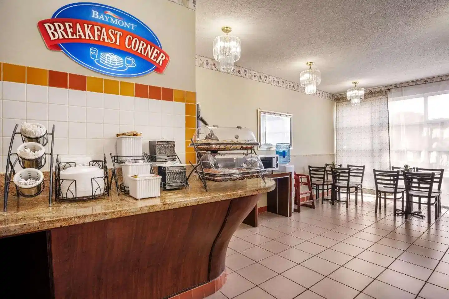 Baymont by Wyndham Florida City Bar