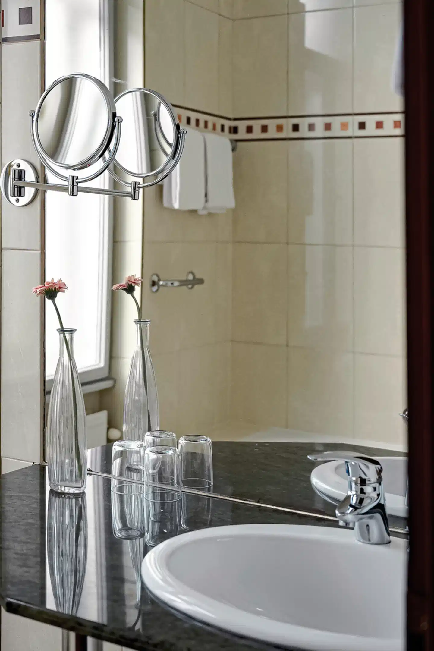 hideauts hotels Villa R Badezimmer