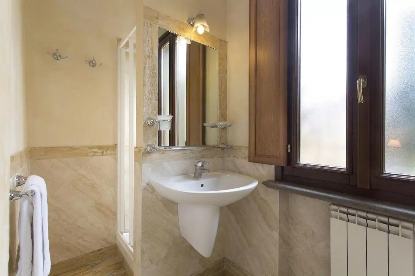 Hotel Teatro Pace Badezimmer