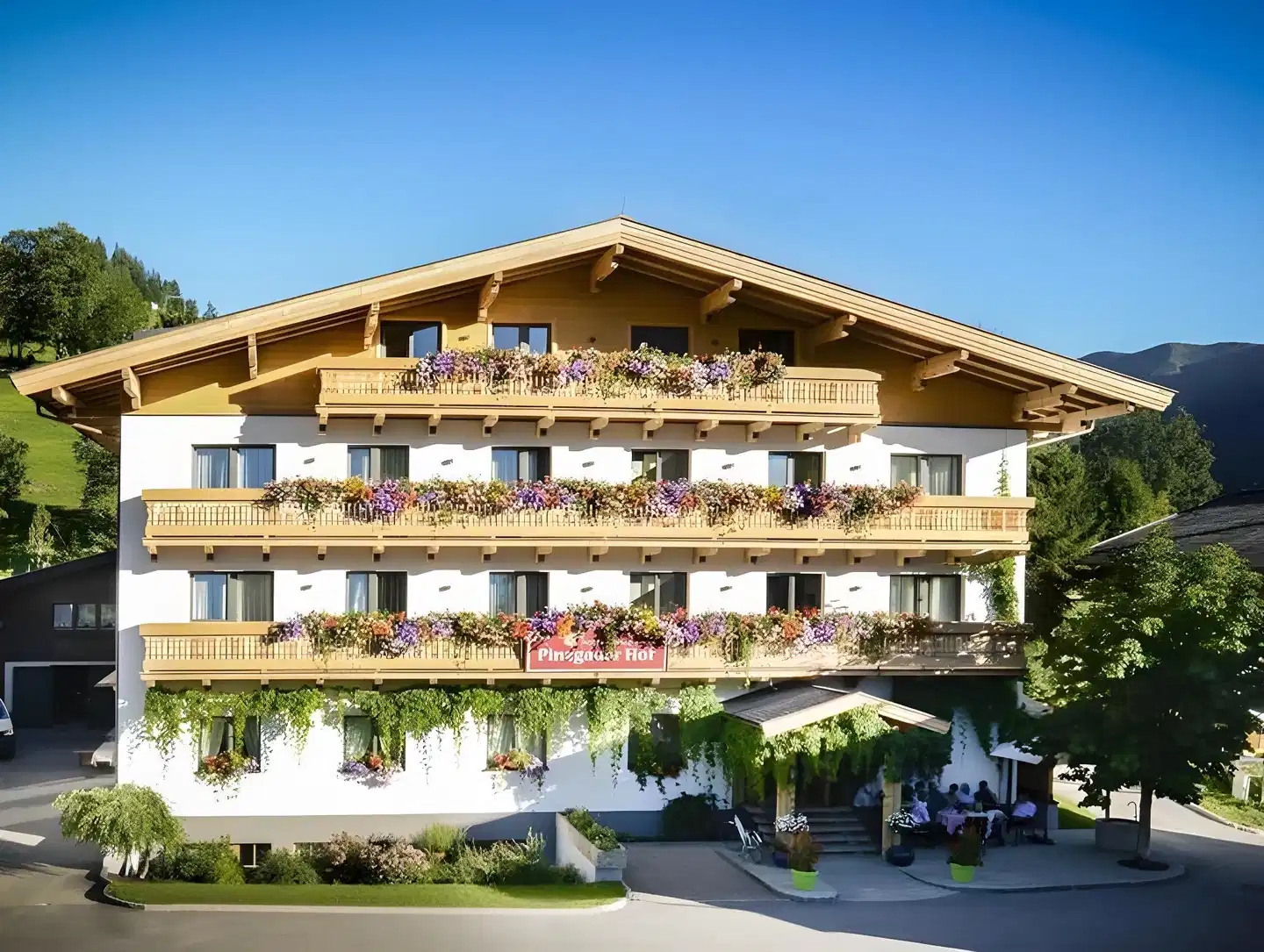 Pinzgauer Hof Aussenansicht