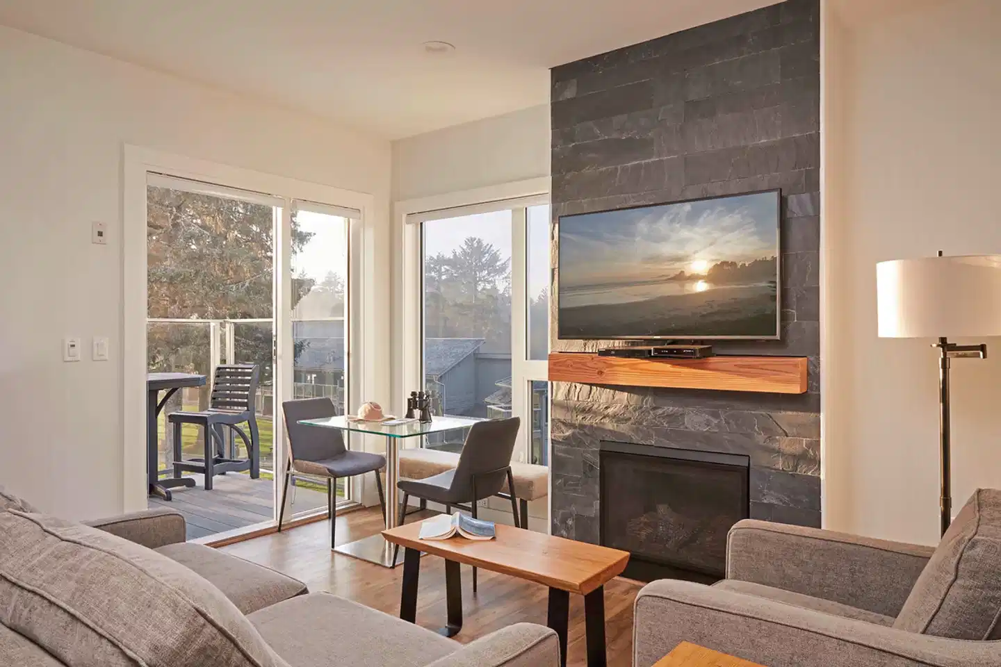 Pacific Sands Beach Resort Lobby