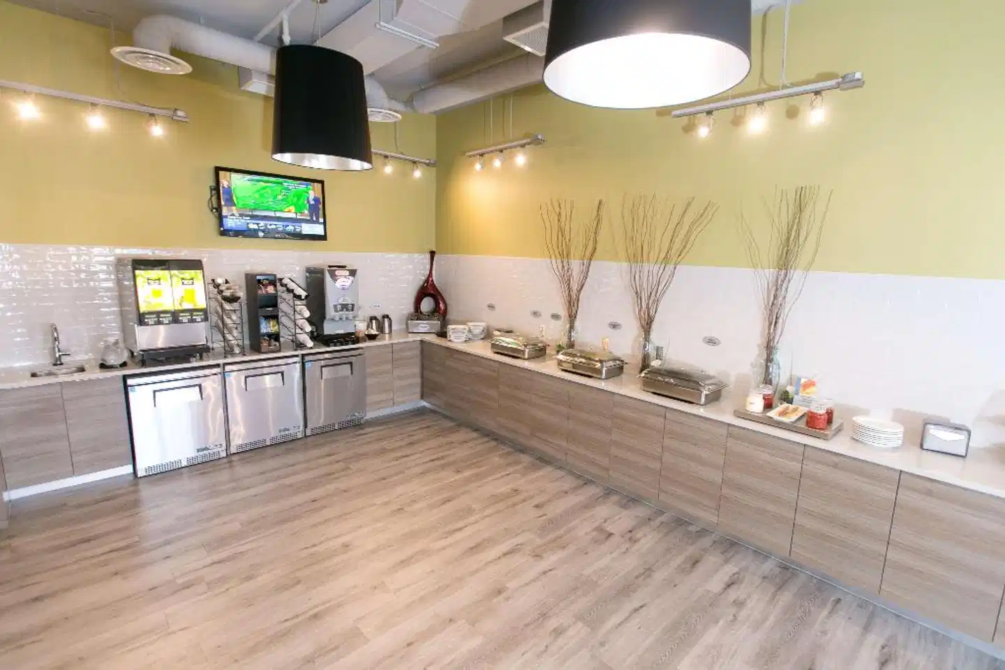 Best Western Plus Dartmouth Hotel & Suites Restaurant