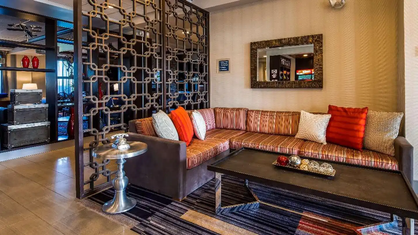 Best Western Plus Waterloo Lobby