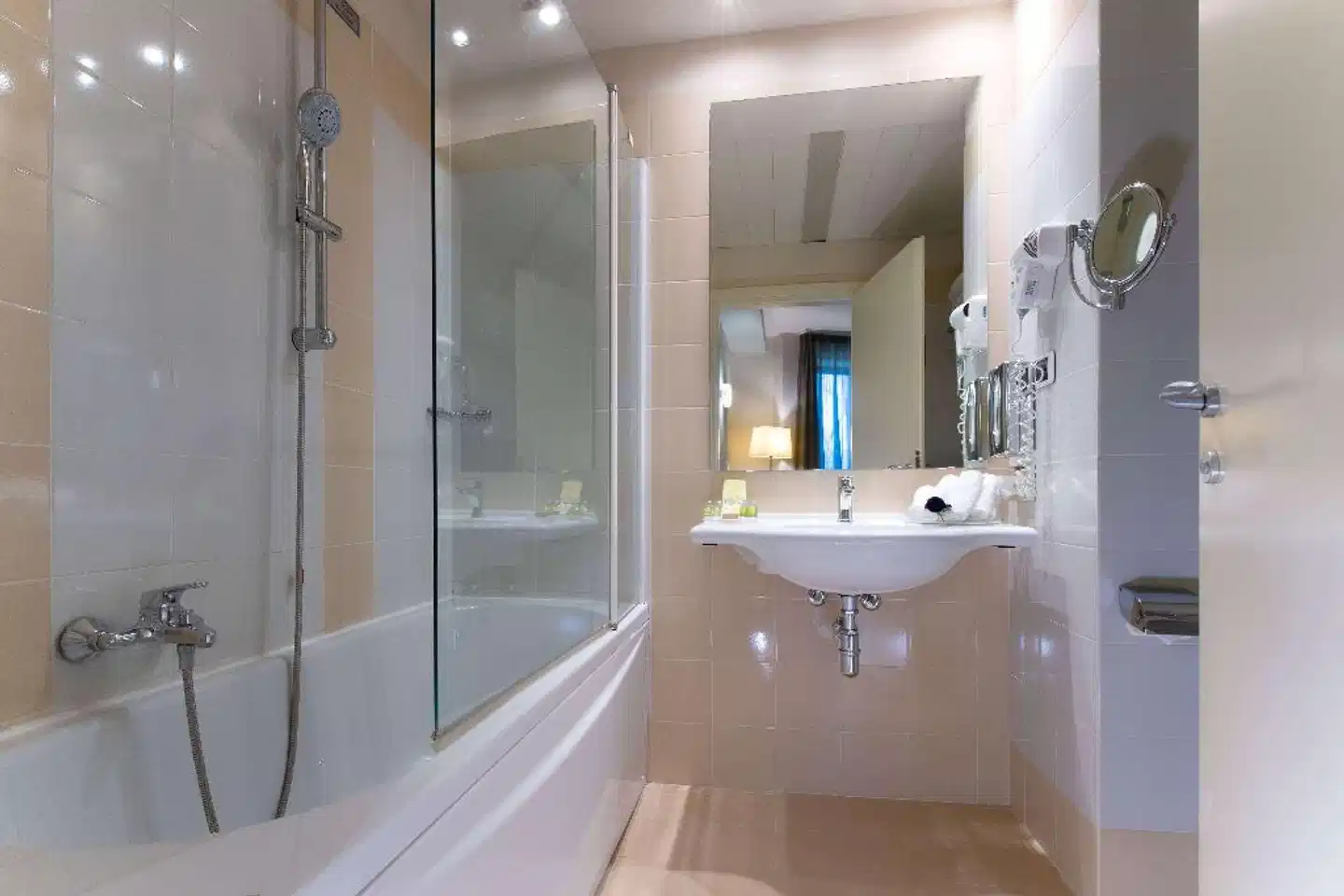 Dolce by Wyndham Milan Malpensa Badezimmer