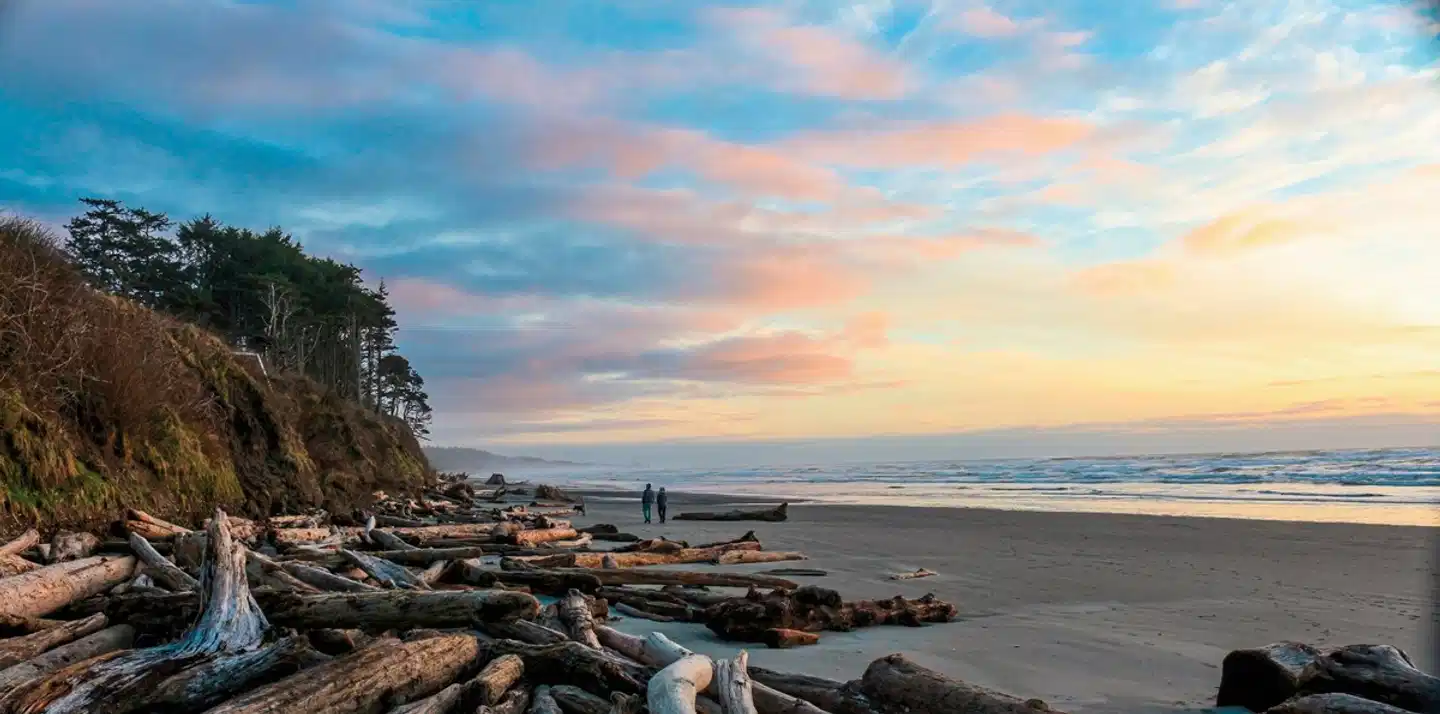 Kalaloch Lodge in Olympic National Park Strand