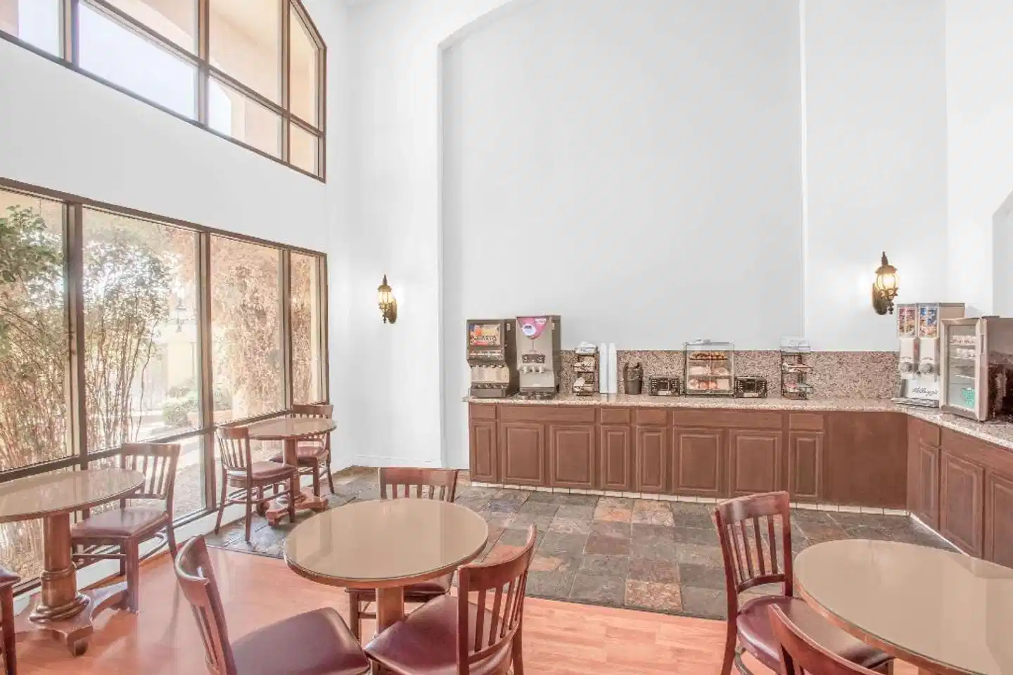 Ramada Inn Barstow Lobby