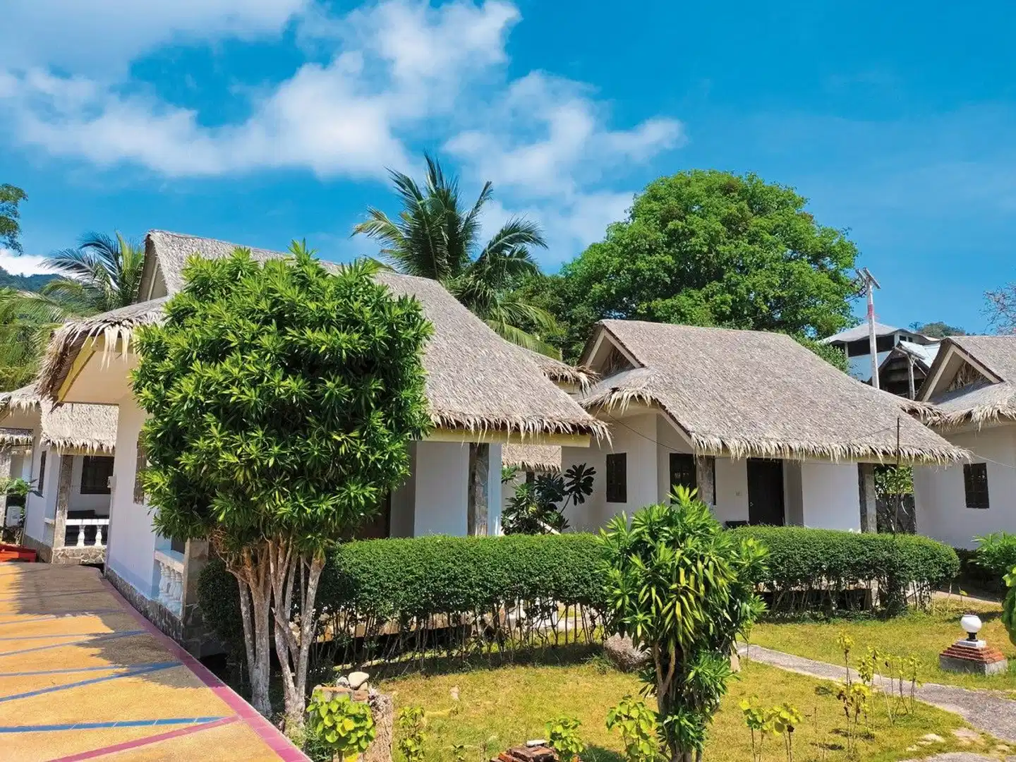 Phuwadee Resort Aussenansicht