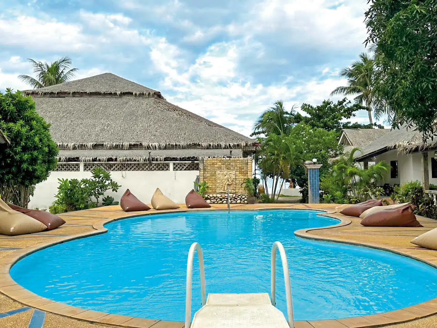 Phuwadee Resort Pool