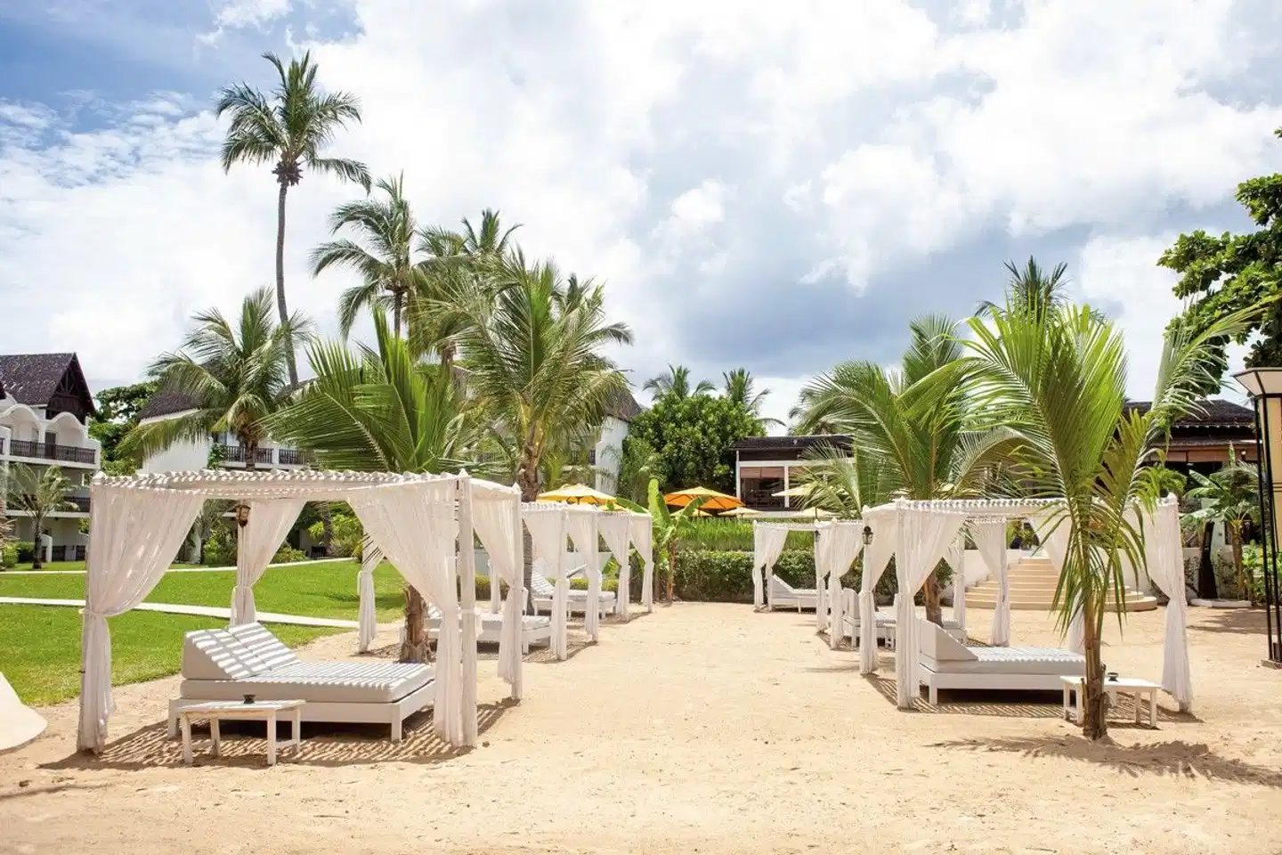 Royal Beach Hotel & Spa Strand