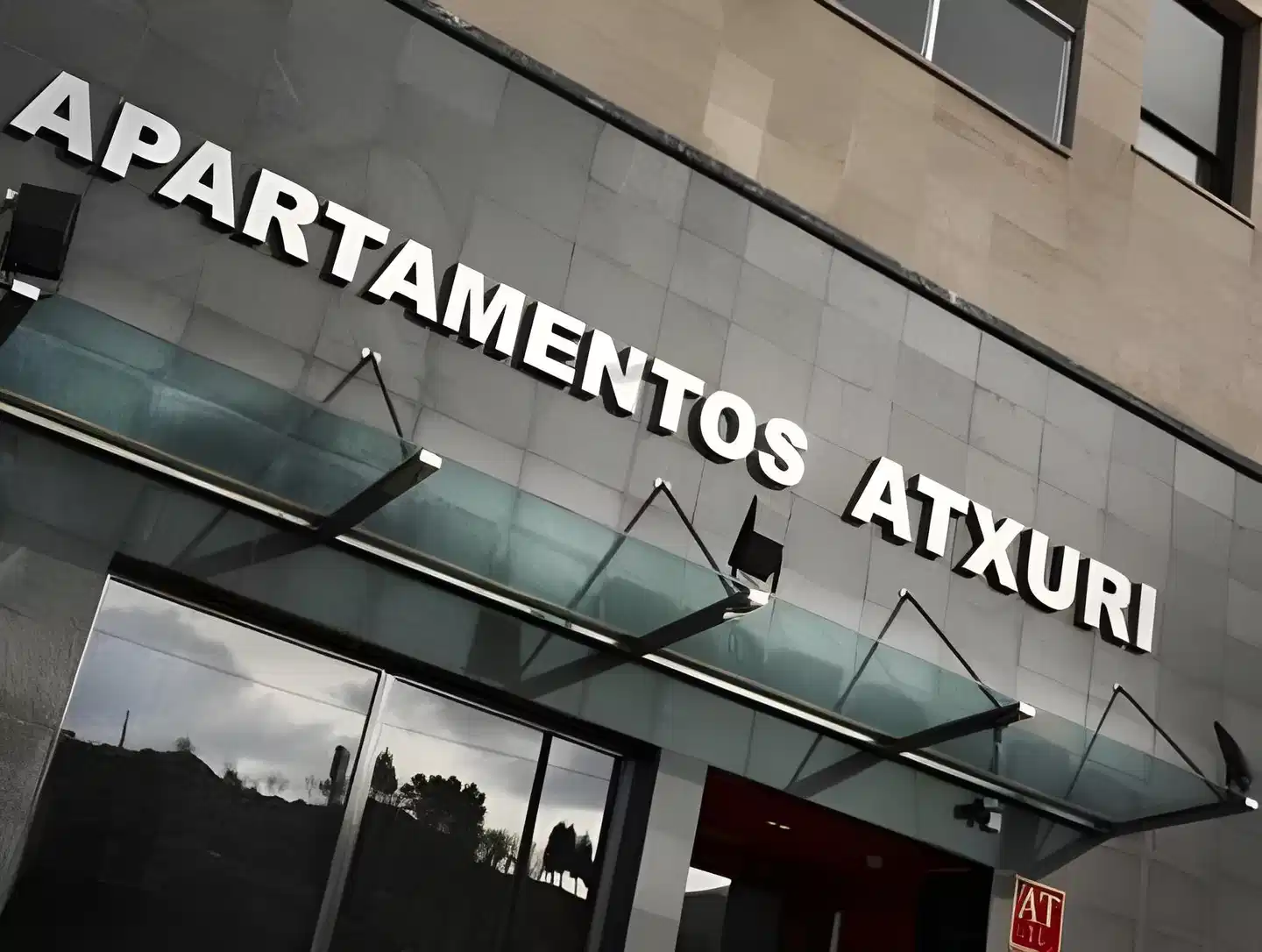 Bilbao Apartamentos Atxuri Aussenansicht