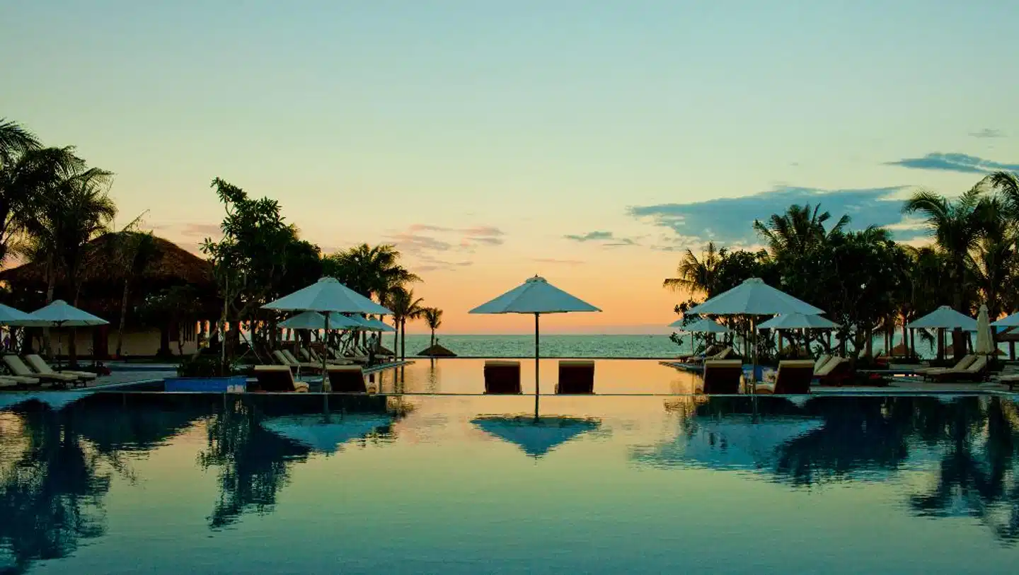 Danang Marriott Resort & Spa Pool