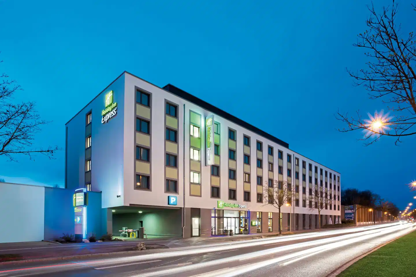 Holiday Inn Express Augsburg Aussenansicht