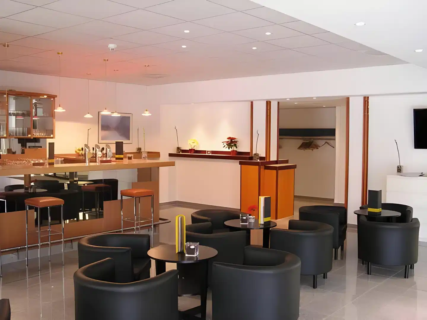 Lenas West Hotel Bar