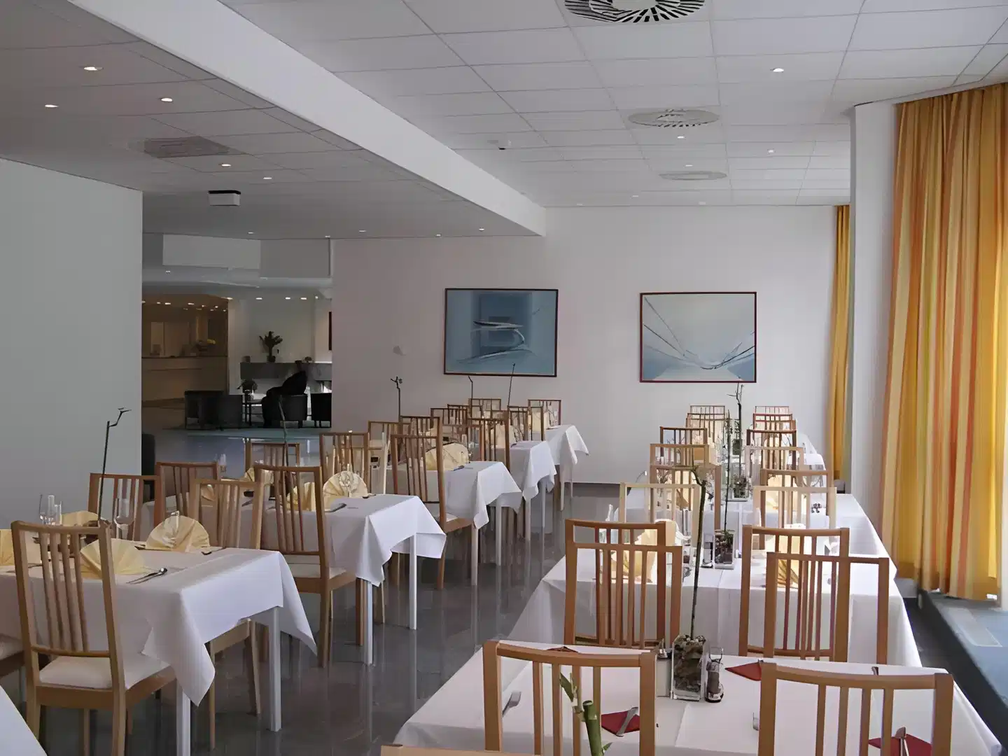 Lenas West Hotel Restaurant