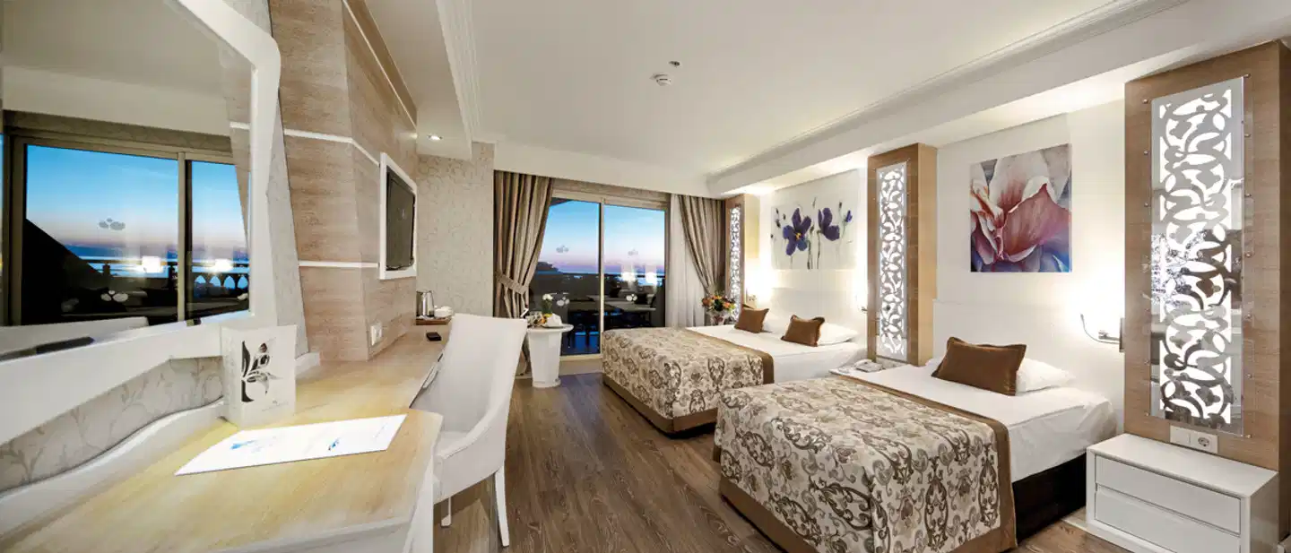 Crystal Sunset Luxury Resort & Spa Wohnbeispiel