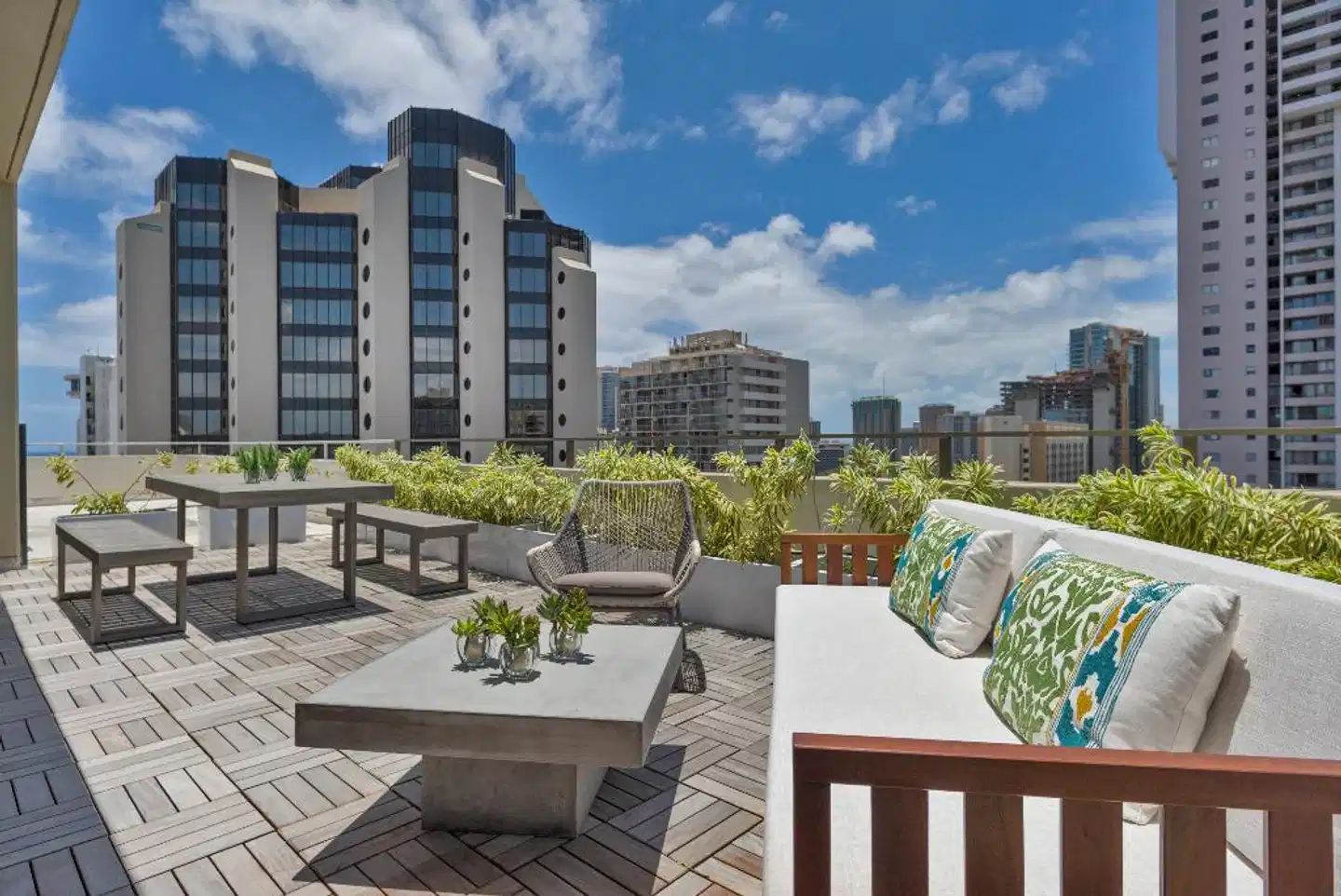 Ohia Waikiki Studio Suites Terrasse