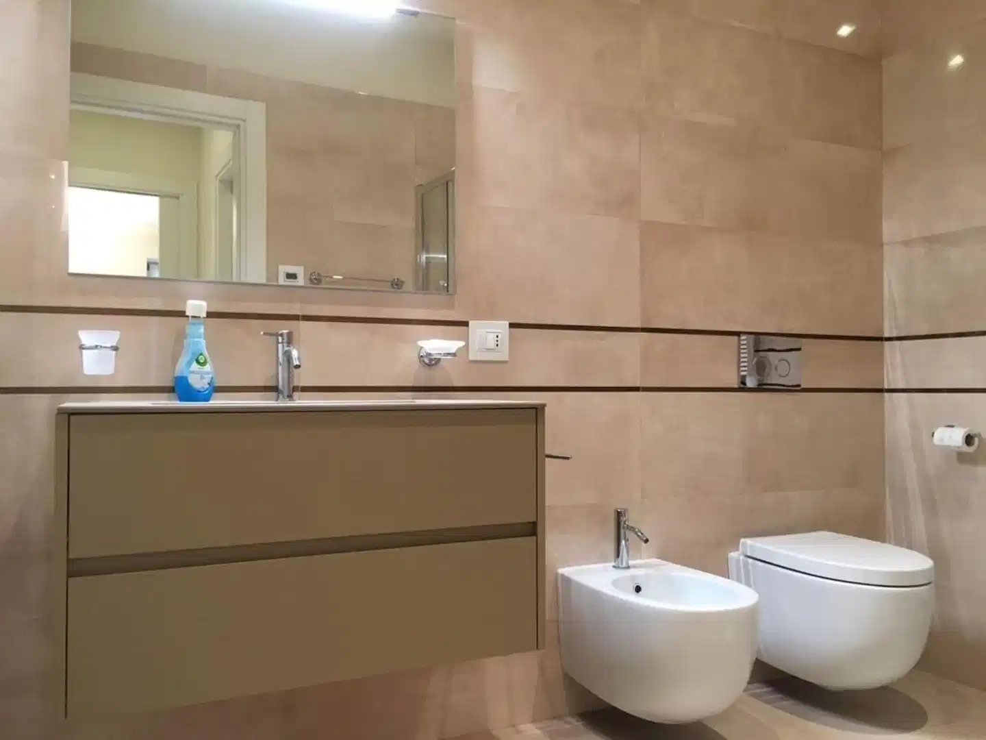 Truly Verona Badezimmer