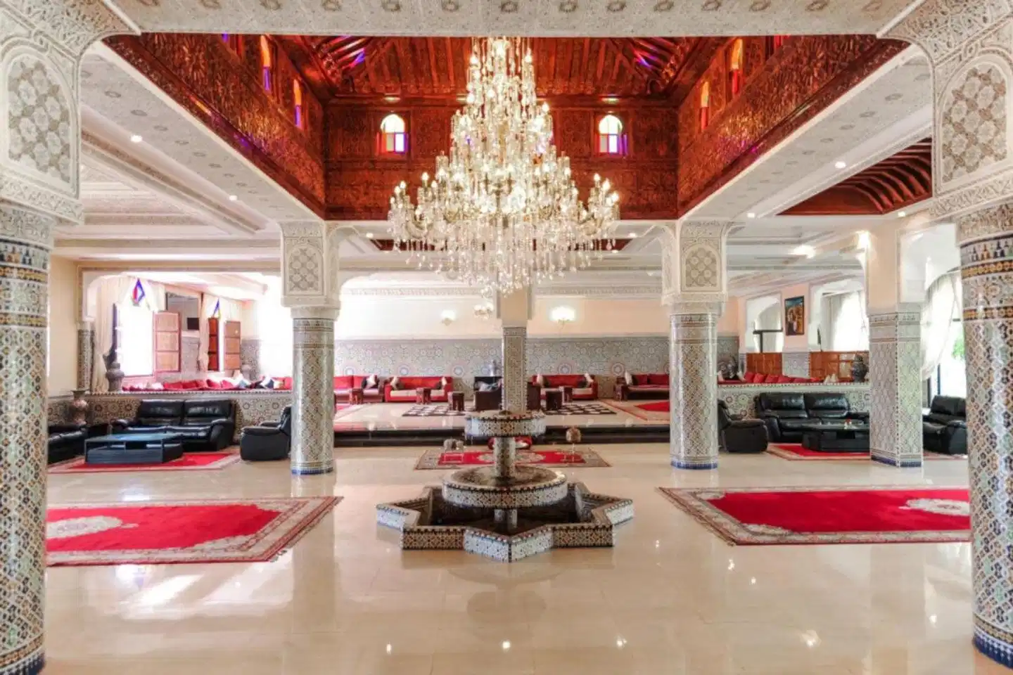 Riad Ennakhil & Spa Lobby
