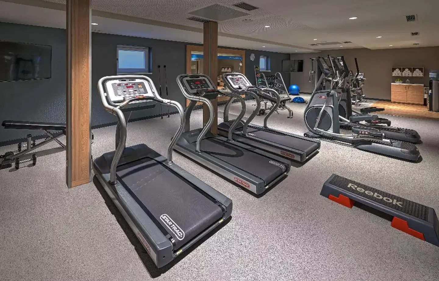 Hampton by Hilton Berlin City Centre Alexanderplatz Sport und Entertainment