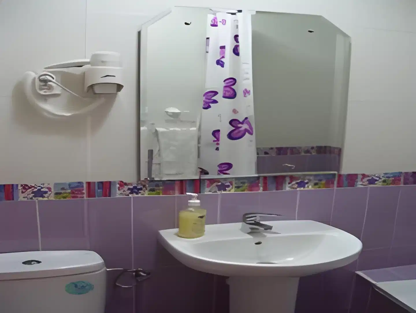 Hostal Huespedes Toledo Badezimmer