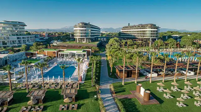 Voyage Belek Golf & Spa Garten