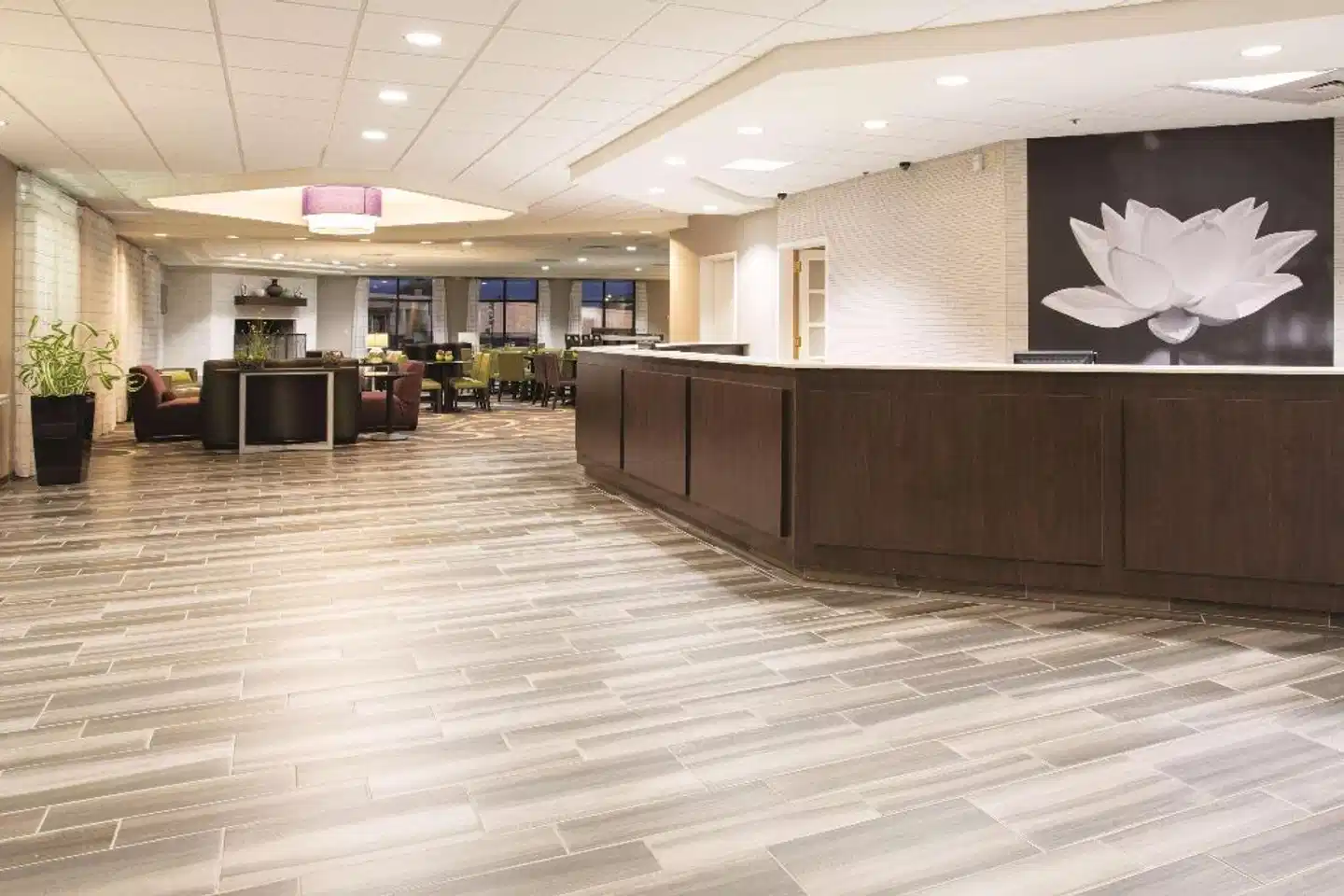 La Quinta Inn & Suites Denver Englewood Tech CTR Lobby