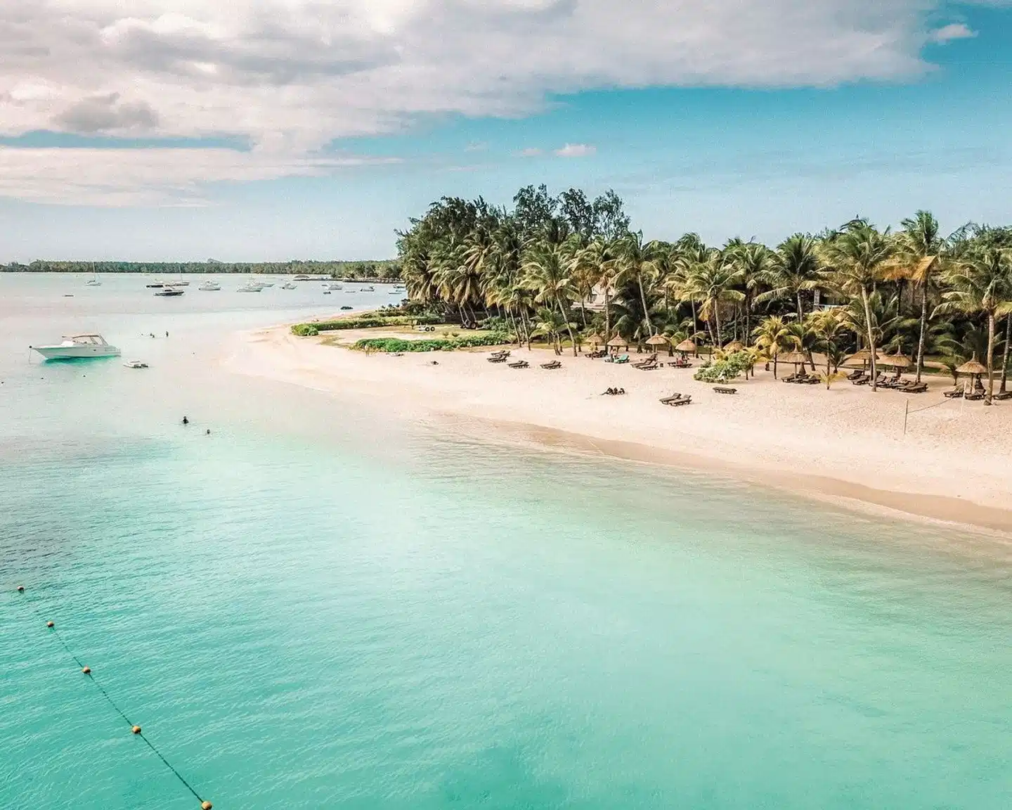 Trou aux Biches Beachcomber Strand