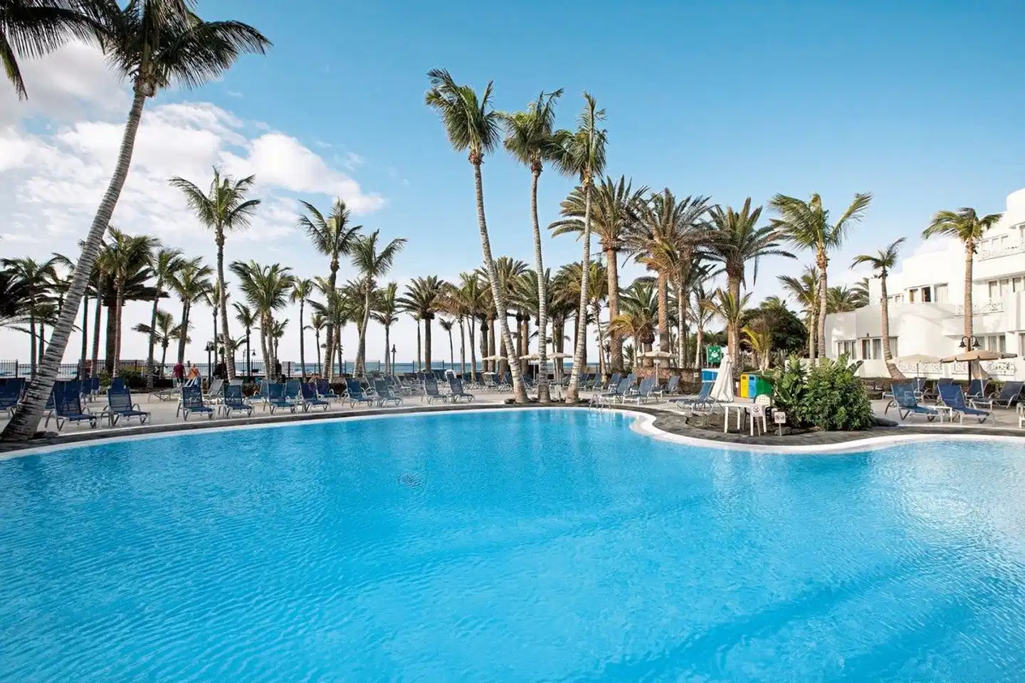 Hipotels La Geria Pool